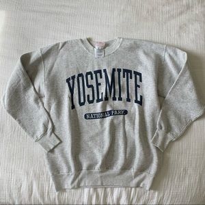 vintage • yosemite crew neck sweatshirt